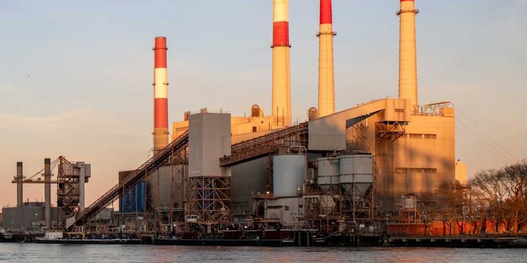 2,480 megawatt Ravenswood Generating Station as seen from Roosevelt Island in Long Island City, Queens.