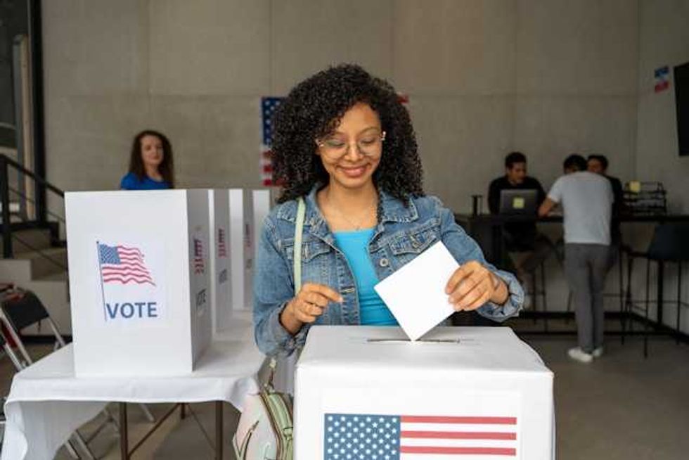 In Arizona, the thermostat is driving voters to the polls