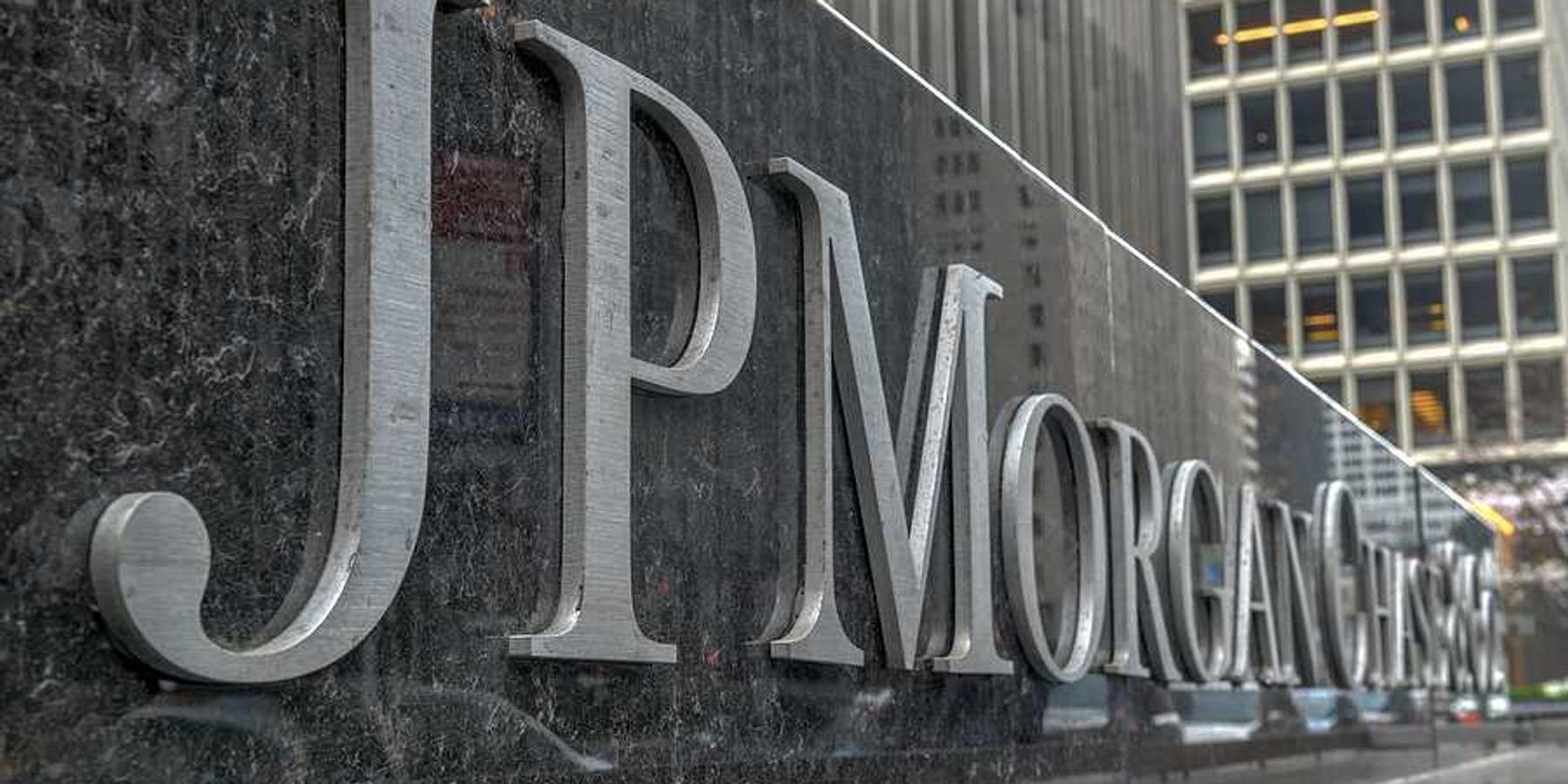 A sign in a city with the words JP Morgan Chase