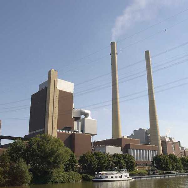 A view of a coal plant on a river