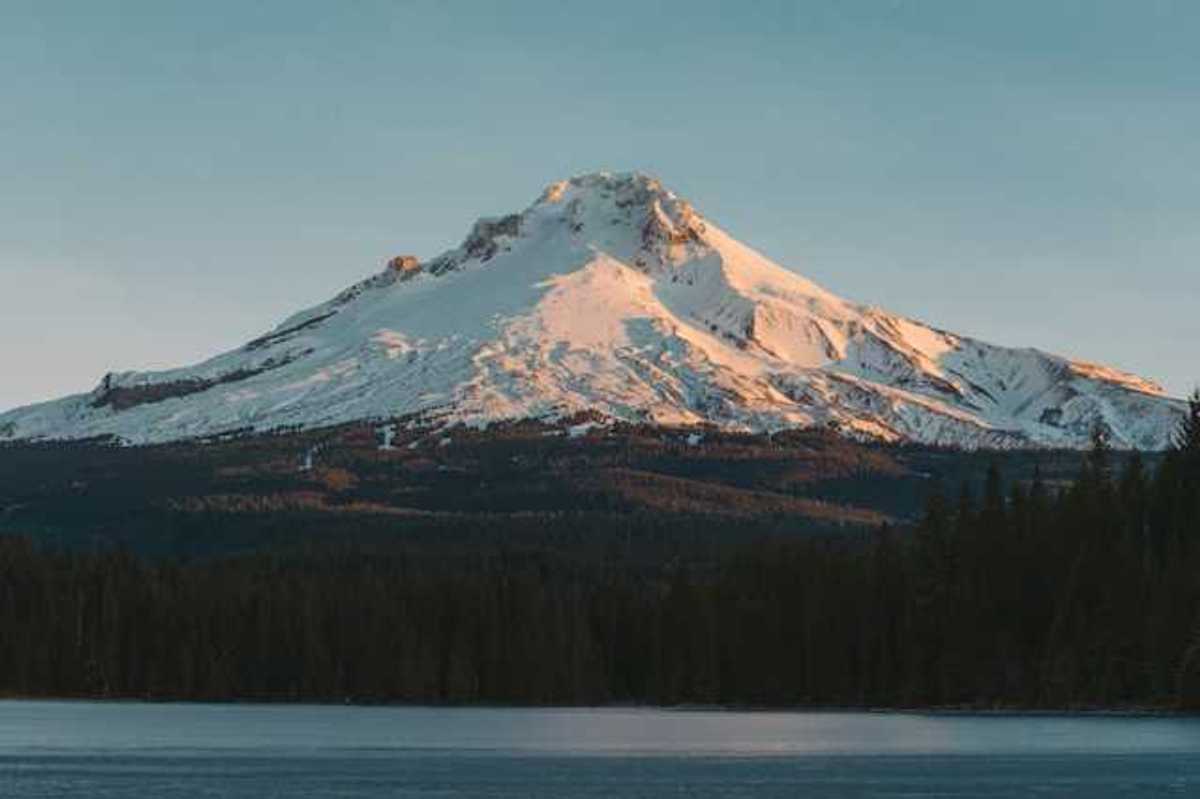 A view of Mount Hood covered in snow in Oregon