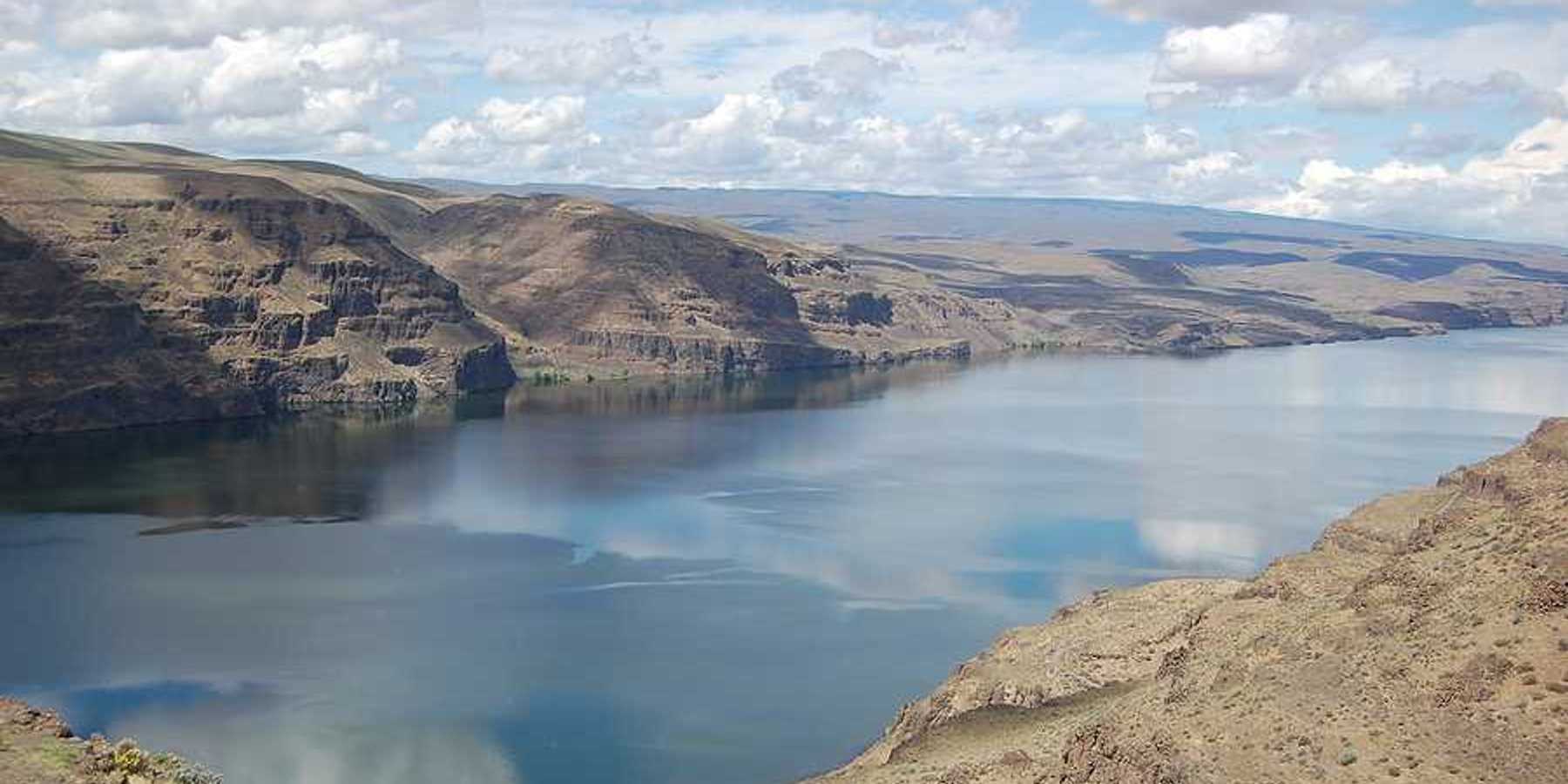 A view of the Columbia River in eastern Washington