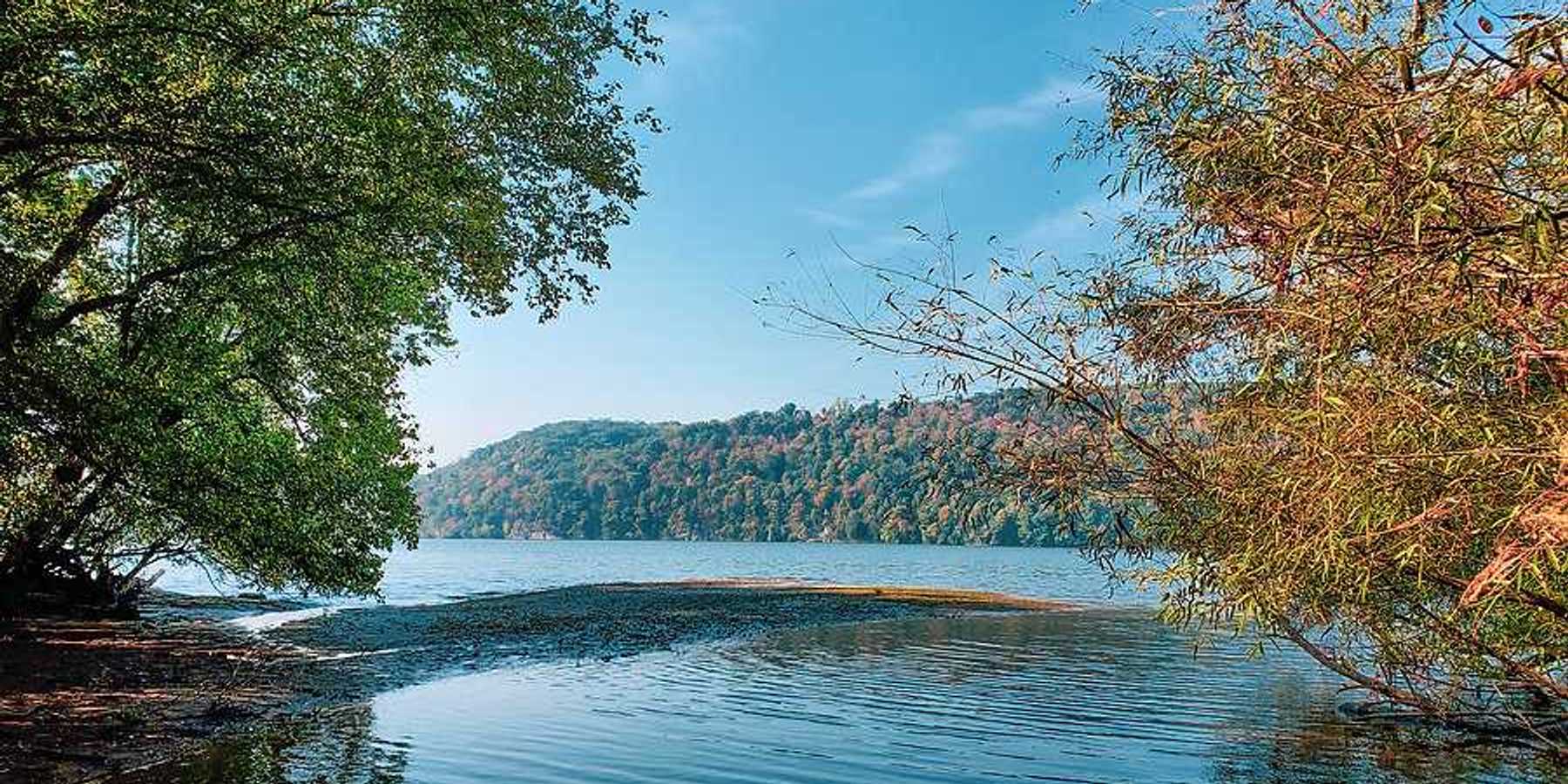 A view of the Susquehanna River on a fall day