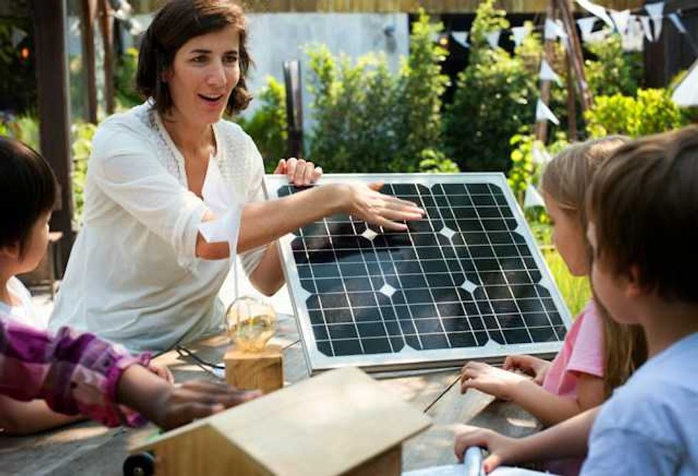 Climate leaders push for more solar energy by 2030
