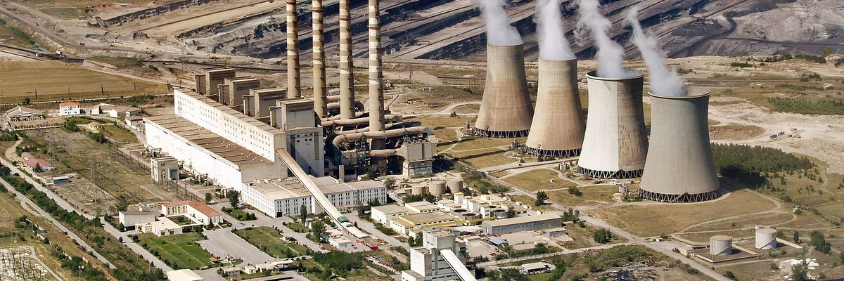 Aerial photo of coal-fired power plant