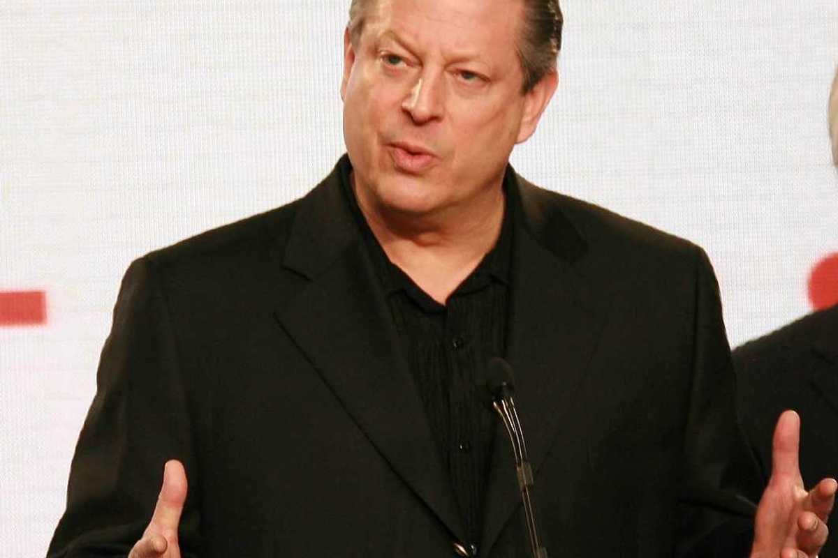 Al Gore and Kevin Wall at a press conference to Announce the Global Climate Crisis Campaign Concert "Save Our Selves". California Science Center, Los Angeles, CA. 01-15-07