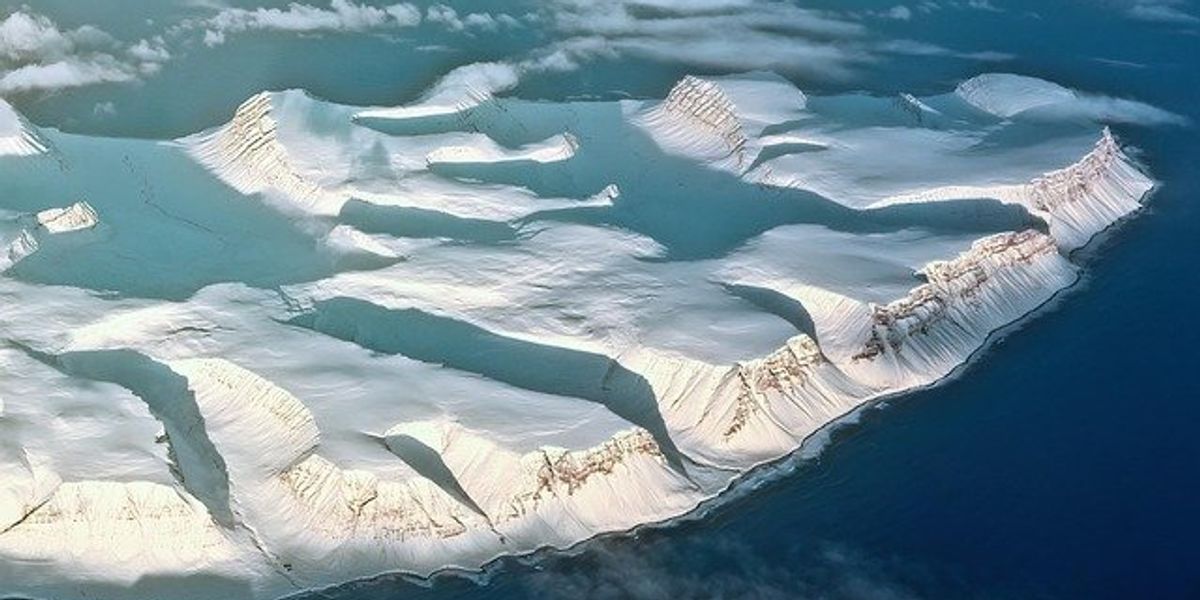 An aerial view of ice and glaciers in Iceland.