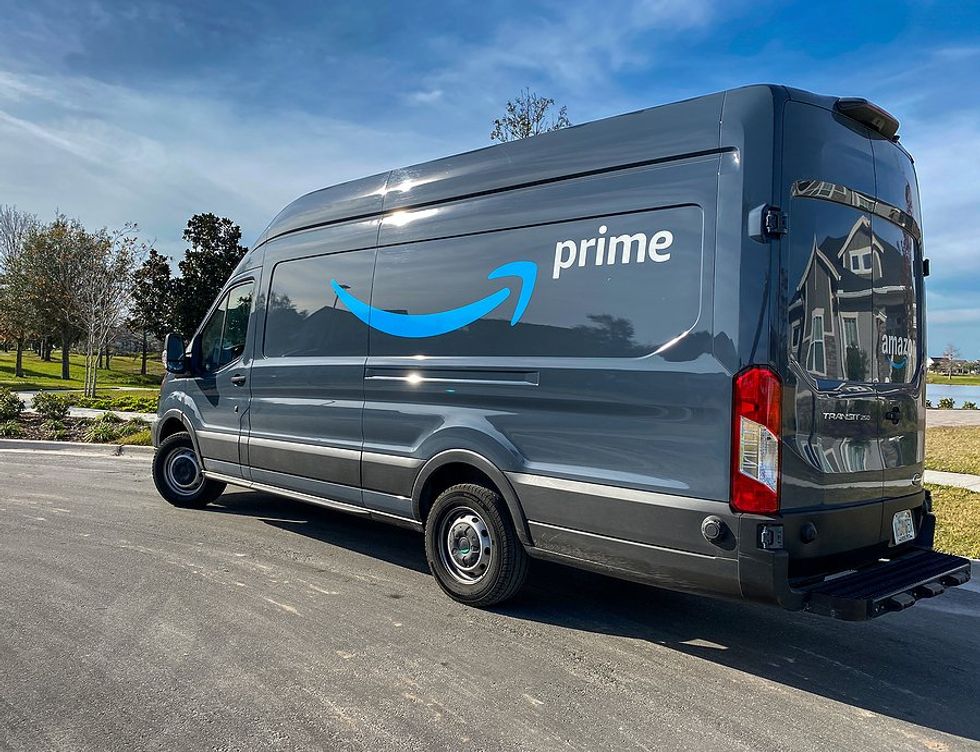Amazon ramps up UK electric fleet with rail and cart deliveries