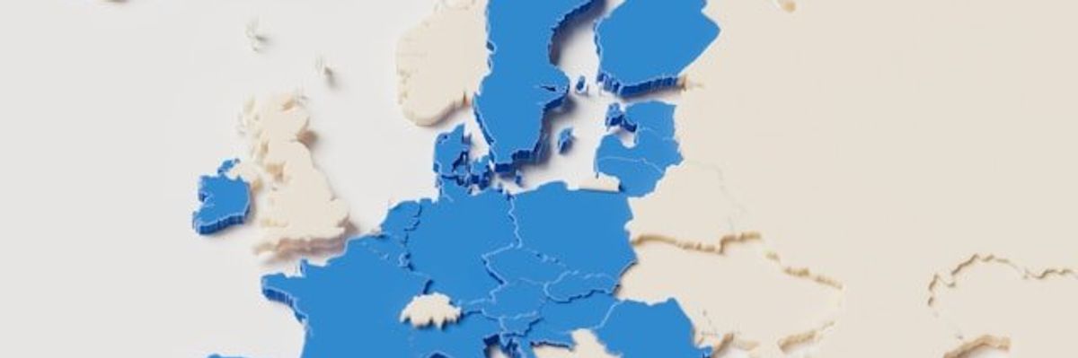 An illustration of a map of Europe, with members of the EU shown in blue