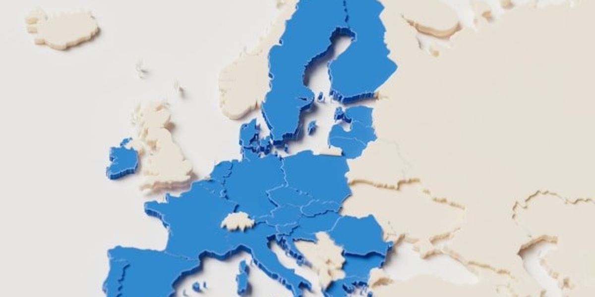 An illustration of a map of Europe, with members of the EU shown in blue