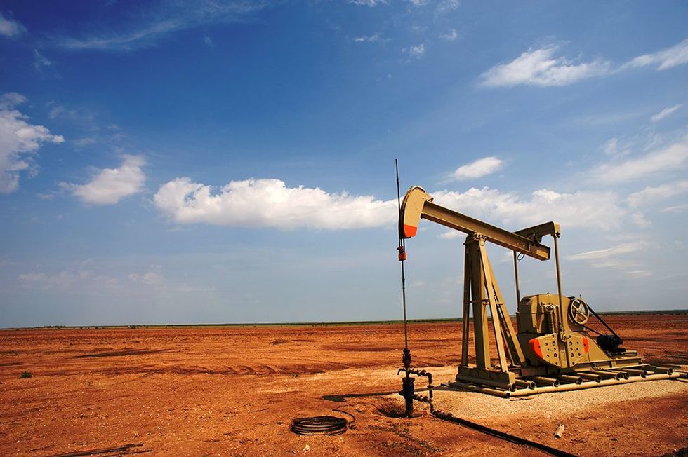 “A fraudulent scheme”: New Mexico sues Texas oil companies for walking away from their leaking wells