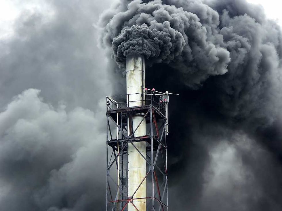 Trump let polluters sidestep Clean Air Act rules with just an email