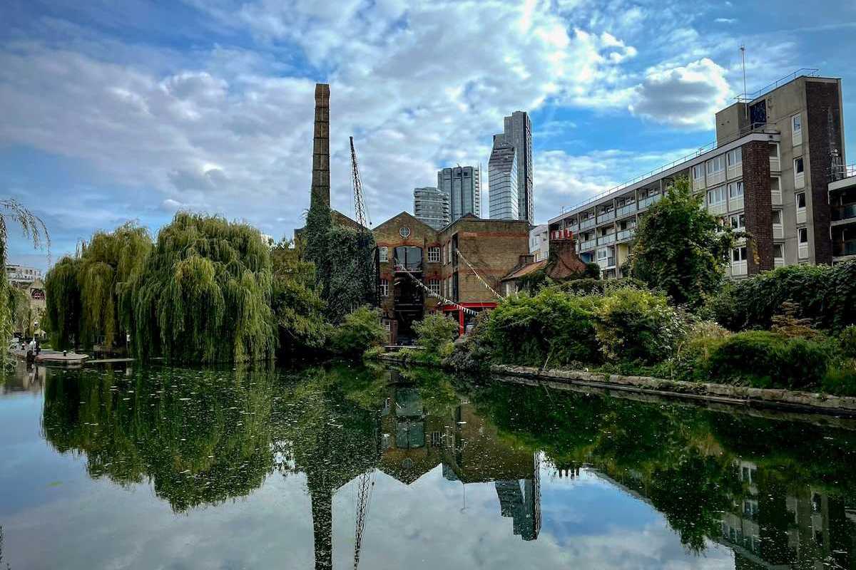 Buildings adjacent to a waterway, London, UK