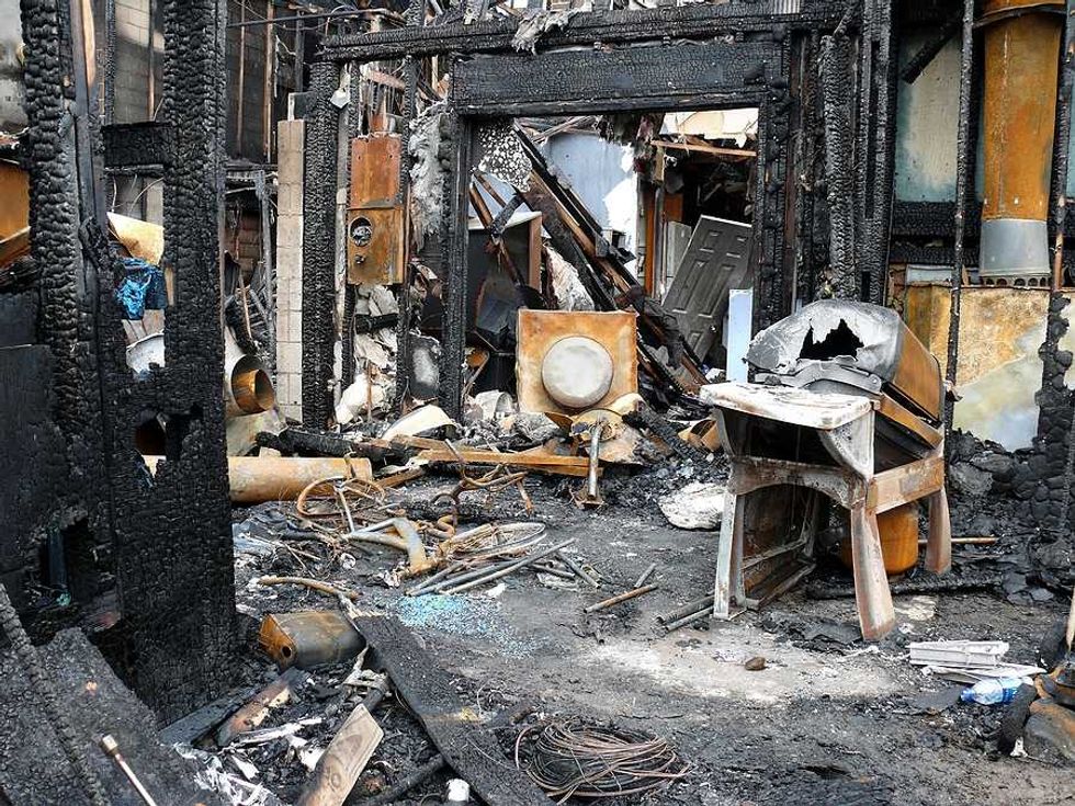 Who decides when a home is safe? A California bill says science, not insurers.