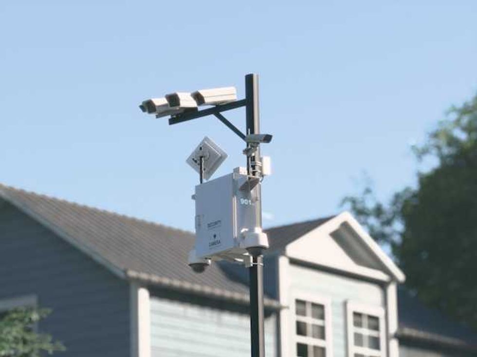 Tracking traffic pollution transforms city climate policy