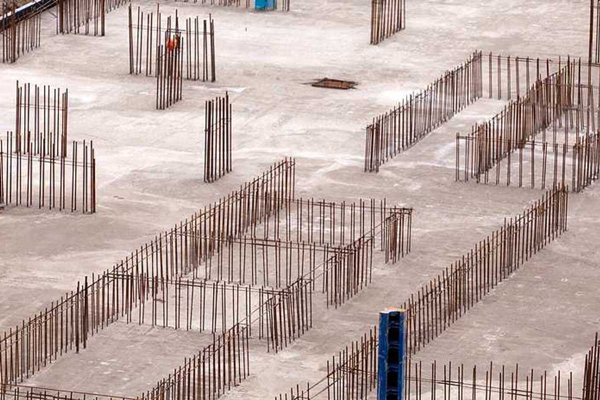 Construction of the foundation of a building with concrete and metal rebar