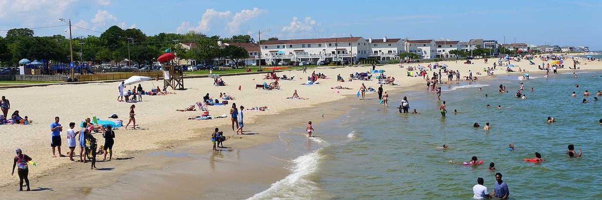 Crowds on the Buckroe Beach , Hampton, Virginia, during a hot summer day