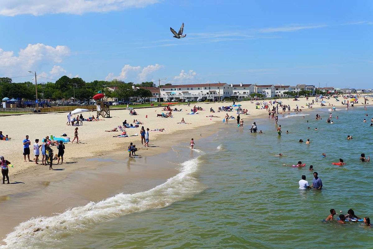 Crowds on the Buckroe Beach , Hampton, Virginia, during a hot summer day