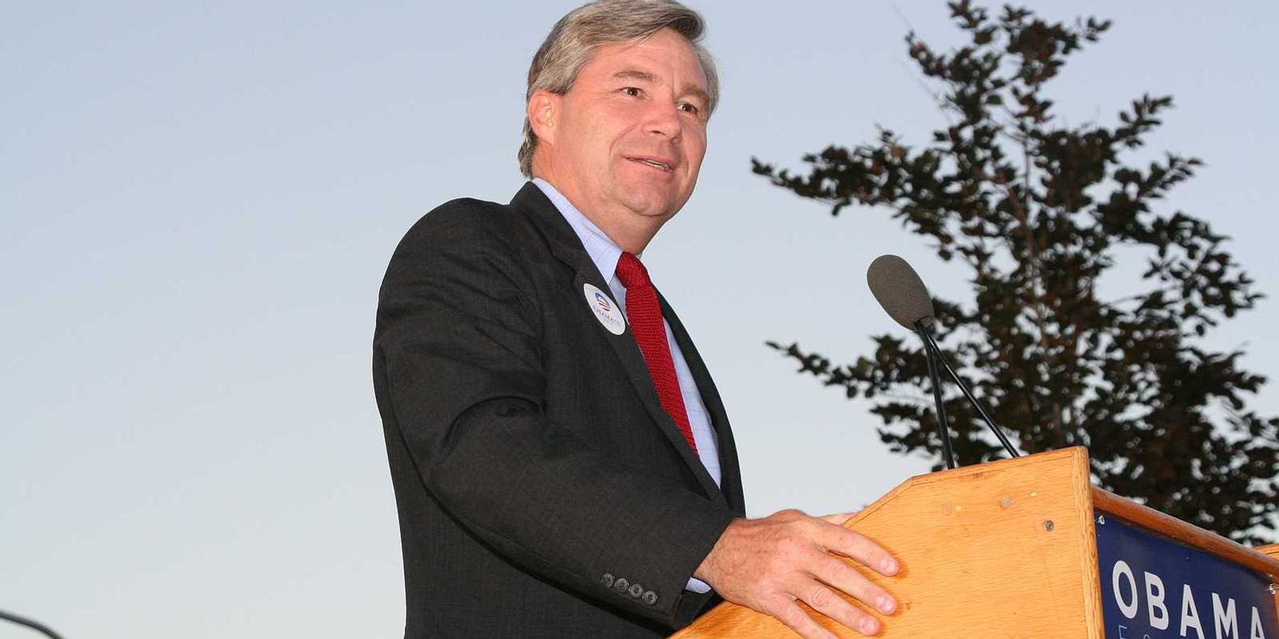 Democratic Senator Sheldon Whitehouse makes a speech at a political rally for Barack Obama on September 20, 2008
