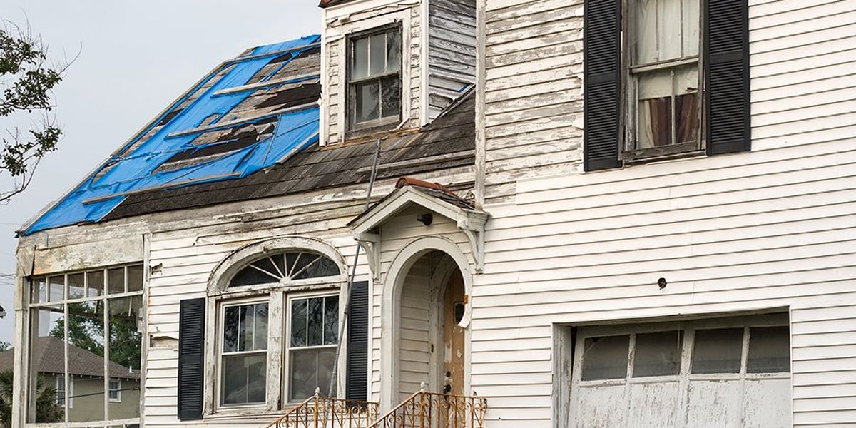 dilapidated house