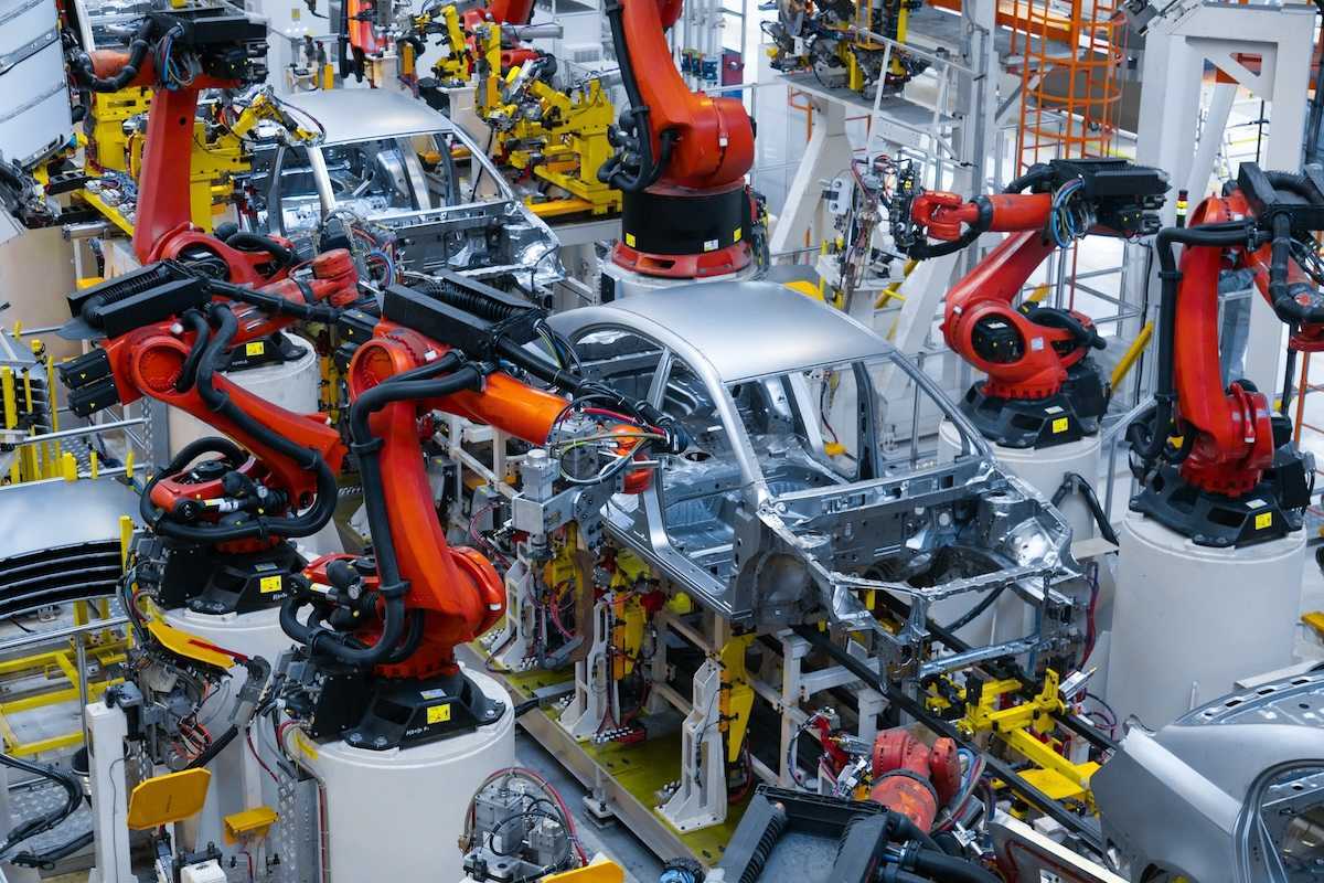 Electric vehicle robotic assembley line