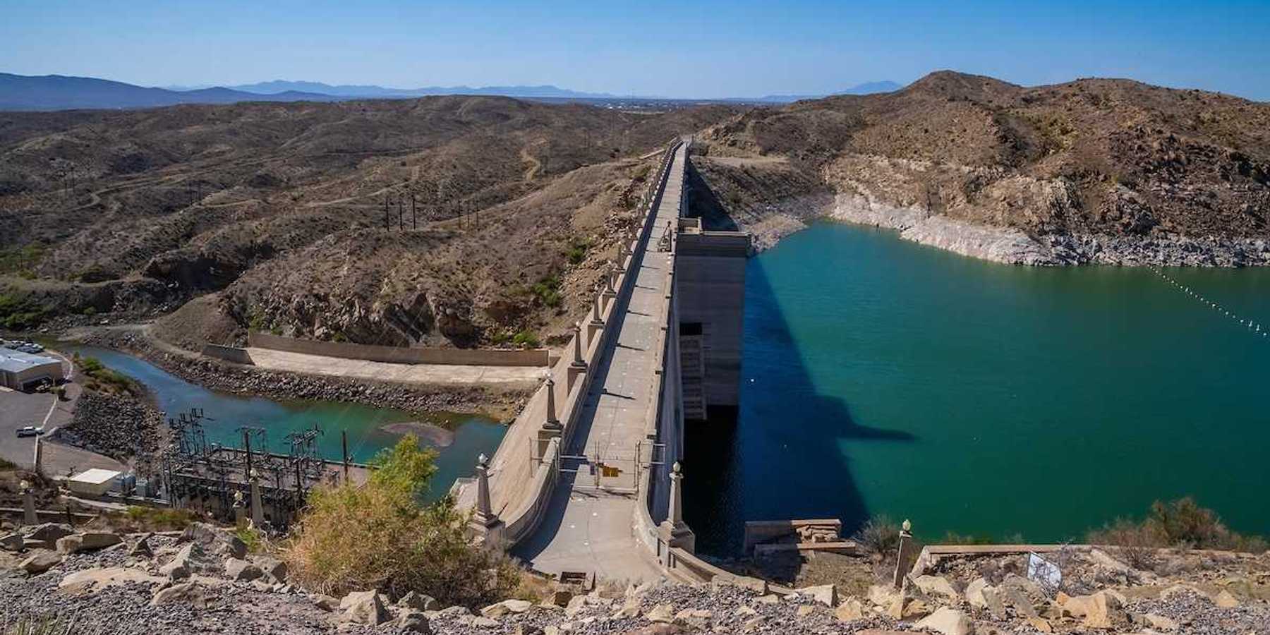 Elephant Butte dam on the Rioi Grande river, New Mexico