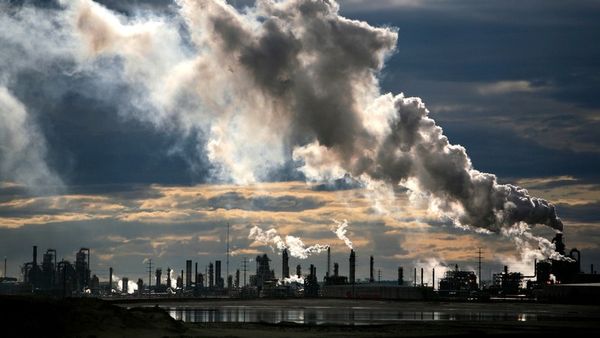 Tar sands companies aim for 'net zero' by 2050 - with no plan to extract less oil