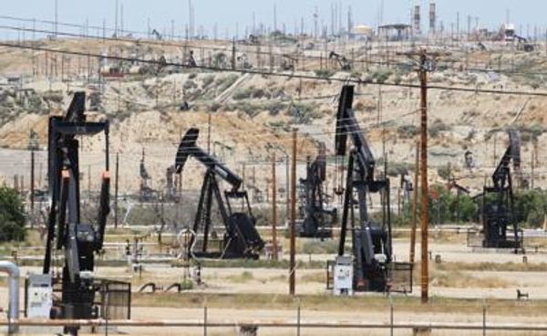 Oil companies welcome Kern permitting changes while opponents turn to courts, state government