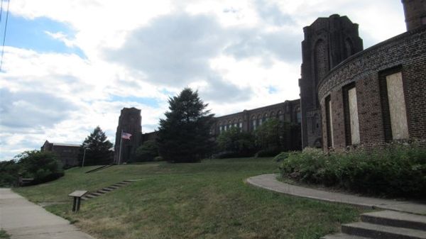This abandoned building in Harrisburg, PA is becoming an eco-village