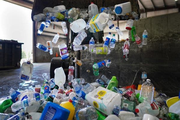 Federal bill seeks to make companies responsible for plastic waste