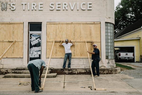 Hurricane Laura strengthens and rekindles dread from past storms