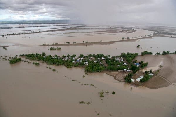 ‘Within seconds everything was gone': Devastating floods submerge the Philippines