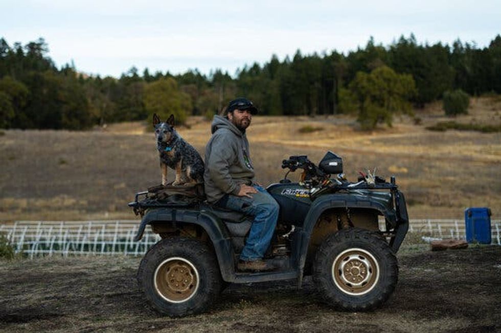 Some residents taking fighting       wildfires into their own hands