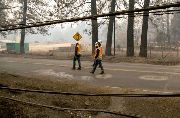 PG&E pledges to bury its distribution power lines in Paradise