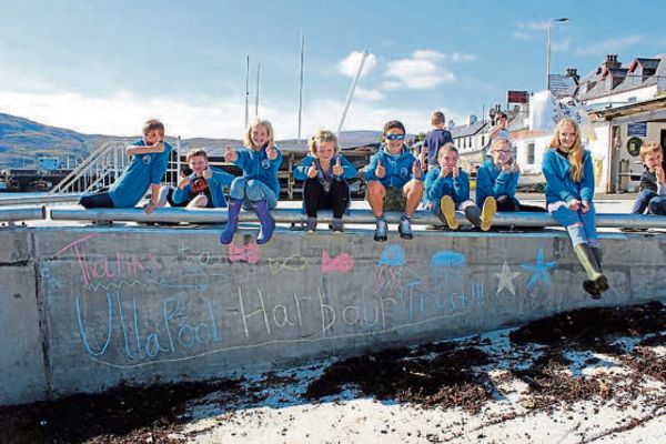 Kelp harvesting amendment passes as Highland school kids join anti-harvesting campaign