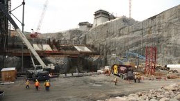 Promise or peril? Importing hydropower to fuel the clean energy transition