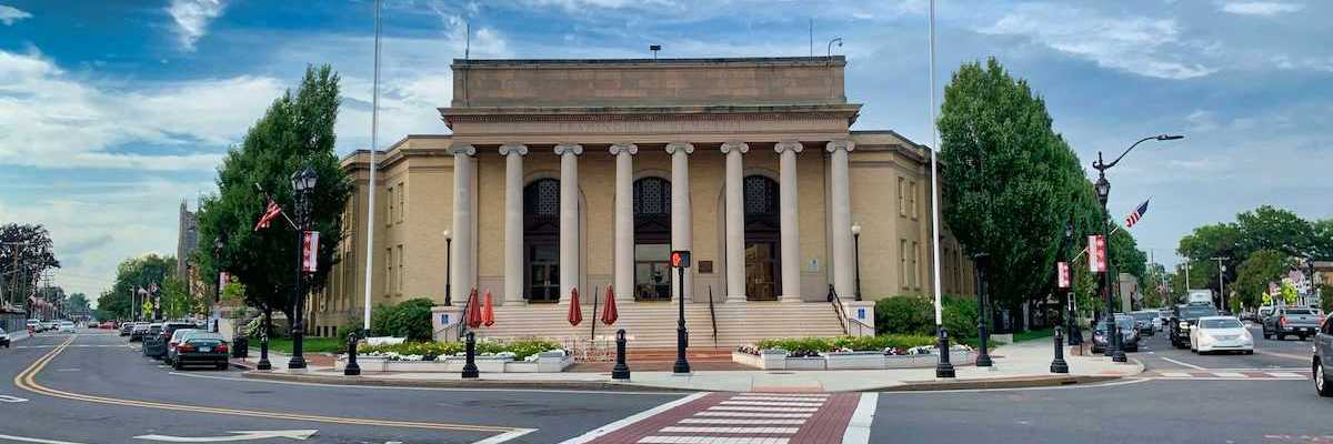 Framingham, Massachusetts, city hall at 2 Union Ave