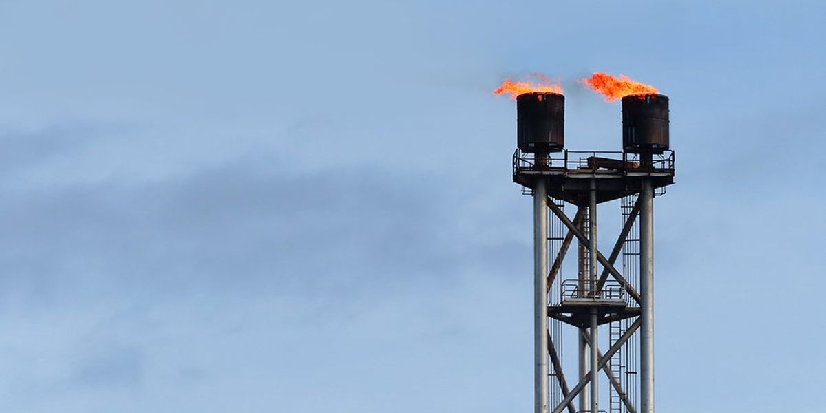 Gas flaring energy fossil fuels nigeria 
