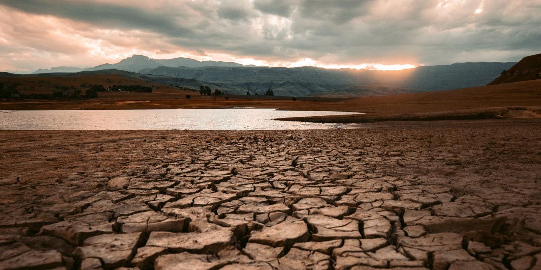 Geoengineering climate change