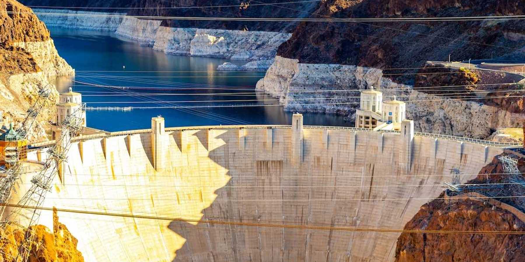 Hoover dam on the Colorado River showing the "bathtub ring" indicative of low water levels