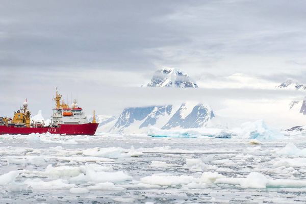 Peter Dykstra: Two enduring signs of hope