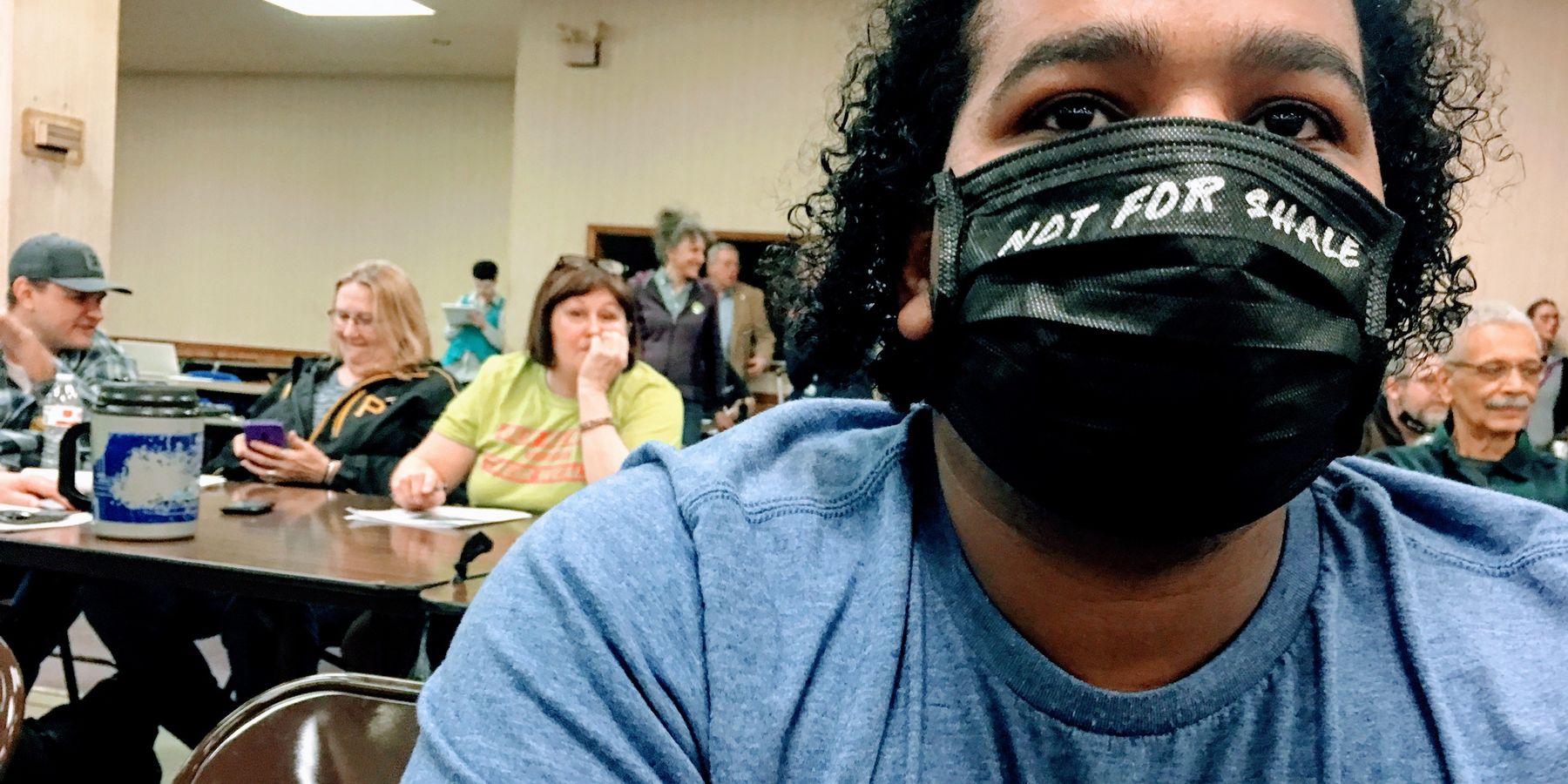 Residents shout down oil and gas execs over fracking at US Steel mill