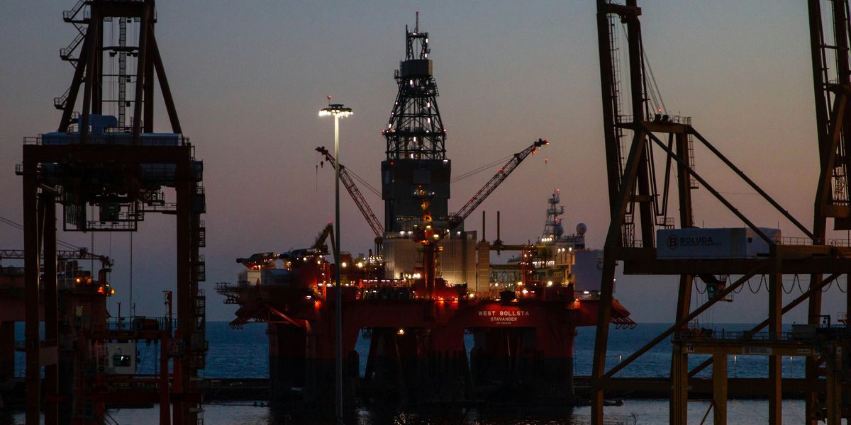Interior implements new regulations on offshore drilling insurance
