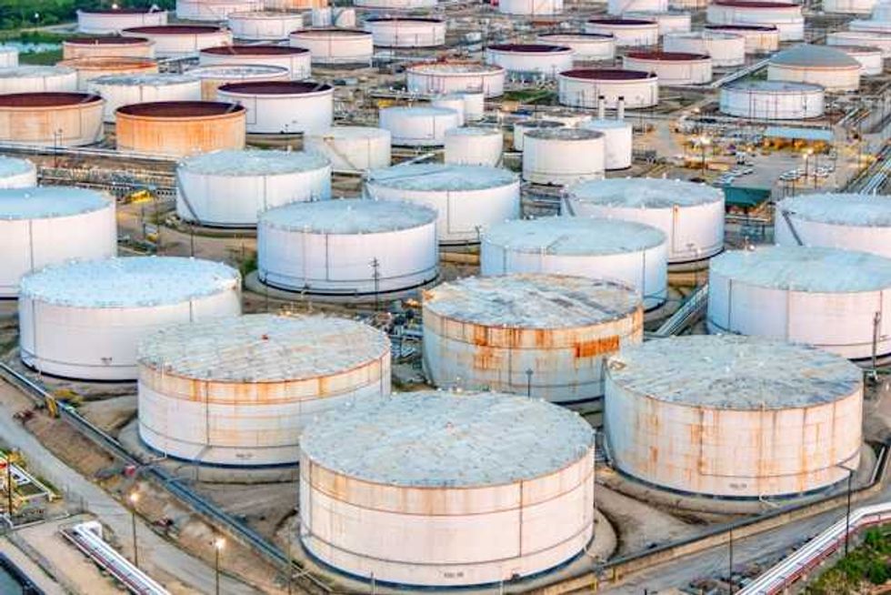 Report found elevated cancer risk from air pollution near South Portland, Maine petroleum tanks