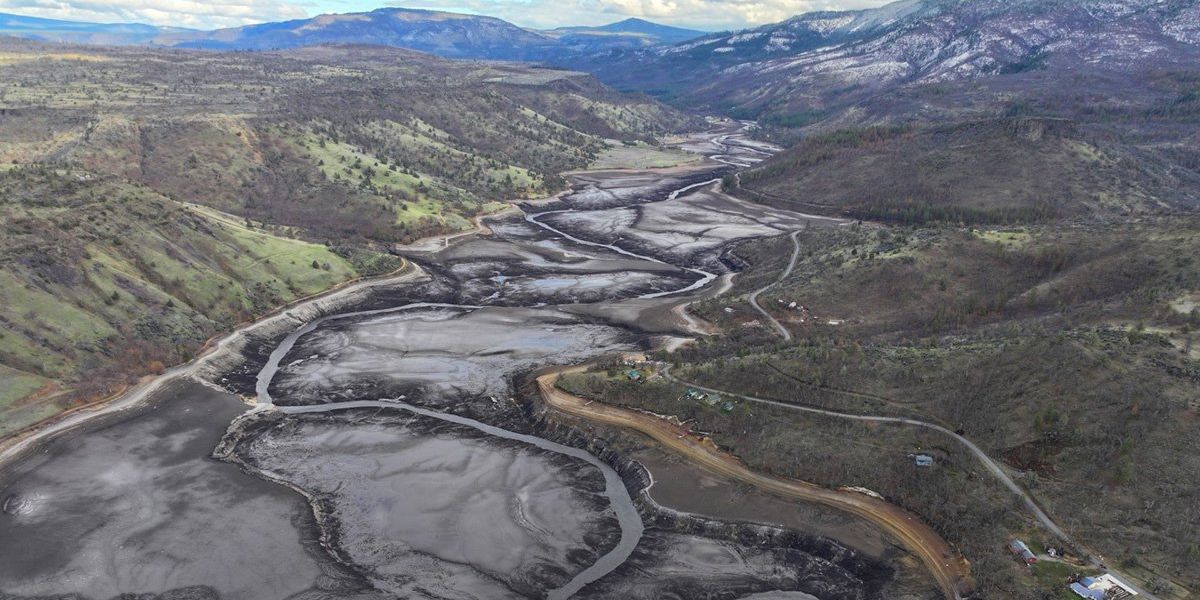 Klamath River dam removal