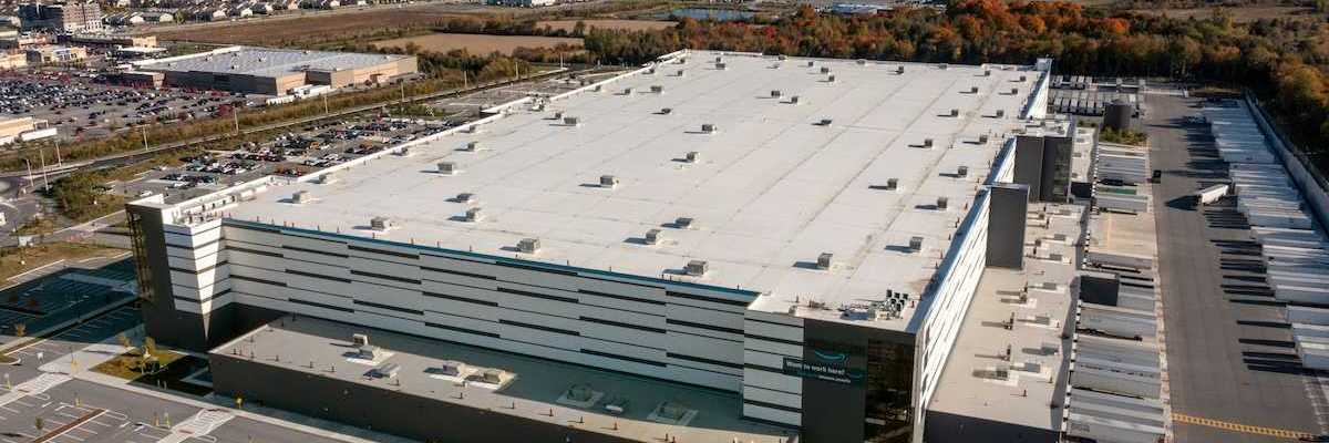 Large white rectangular data center/data warehouse