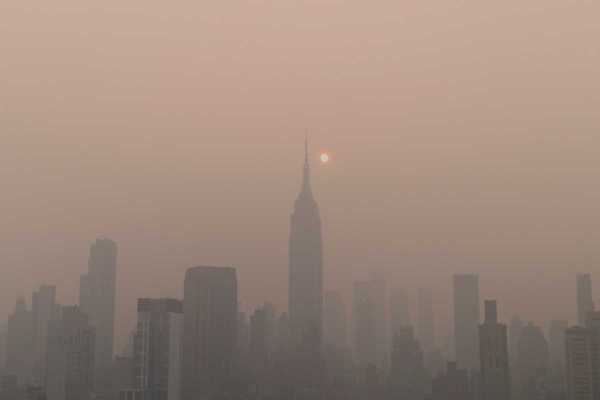 New York City skyline showing inundation from wildfire smoke