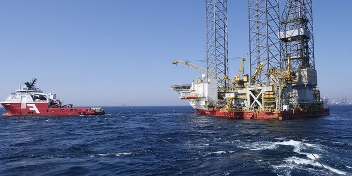 oil rig energy climate north sea