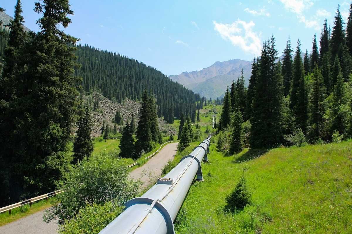 Pipeline running through mountainous region