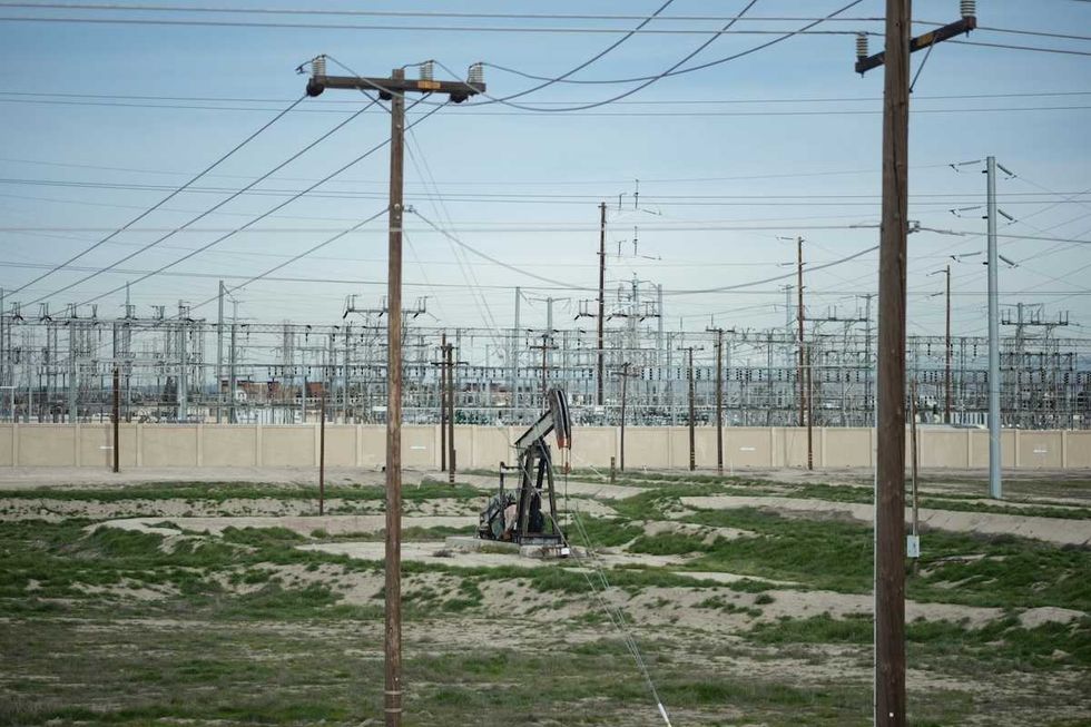 $33B transmission build-out leaves Texas ranchers fuming